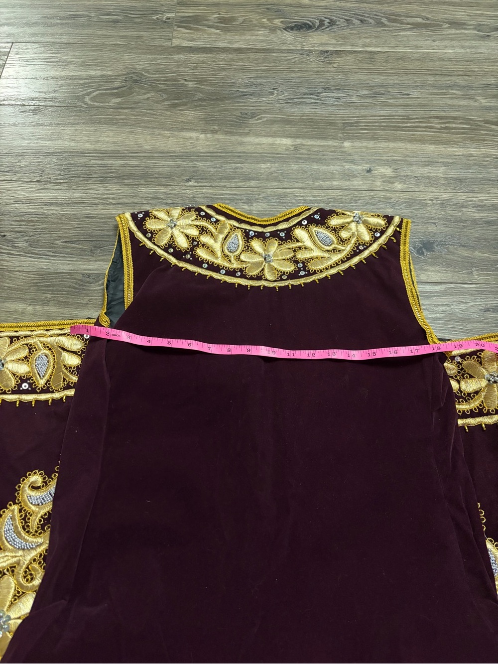 70s  Vintage Velvet Floral Embroidered Beaded Boho Tunic Vest (Plum/Gold) O/S - Picture 10 of 10